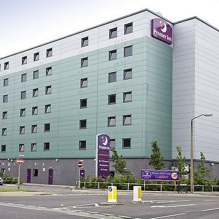 Premier Inn London Elstree / Борхамуд Екстериор снимка